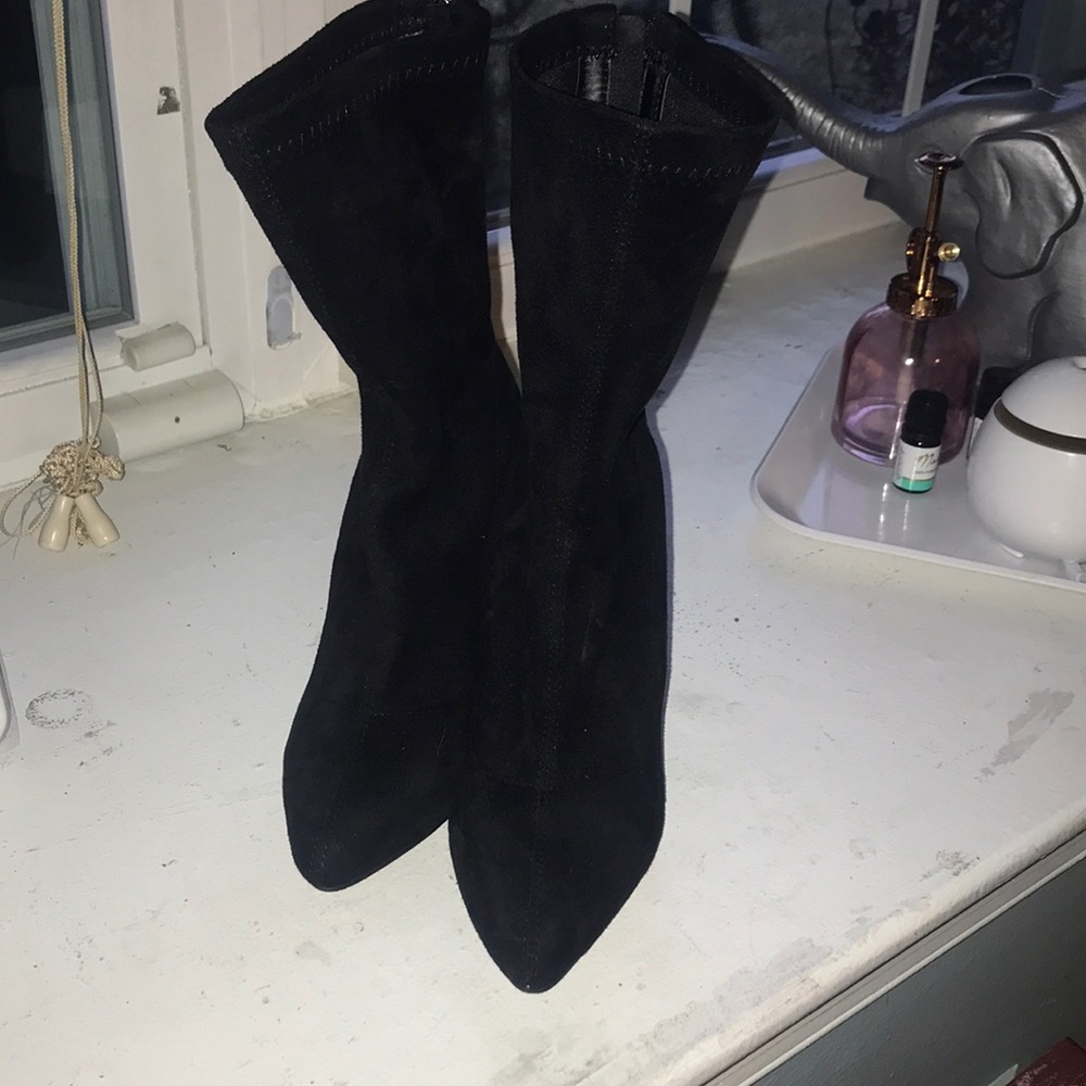 Booties - Picture 3 of 7